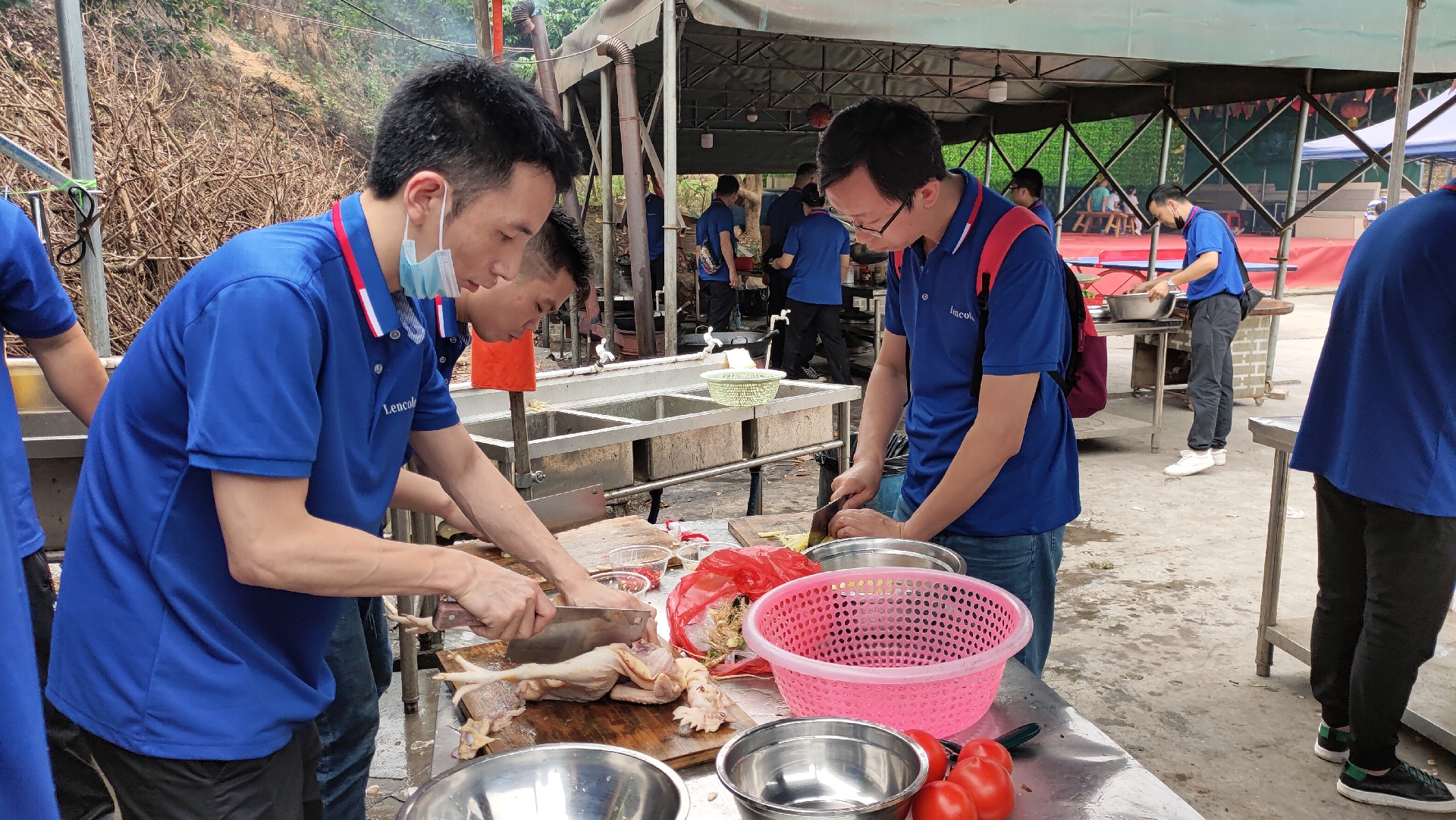 松湖騎行，穿樹飛花；農(nóng)家休閑，擁抱自然